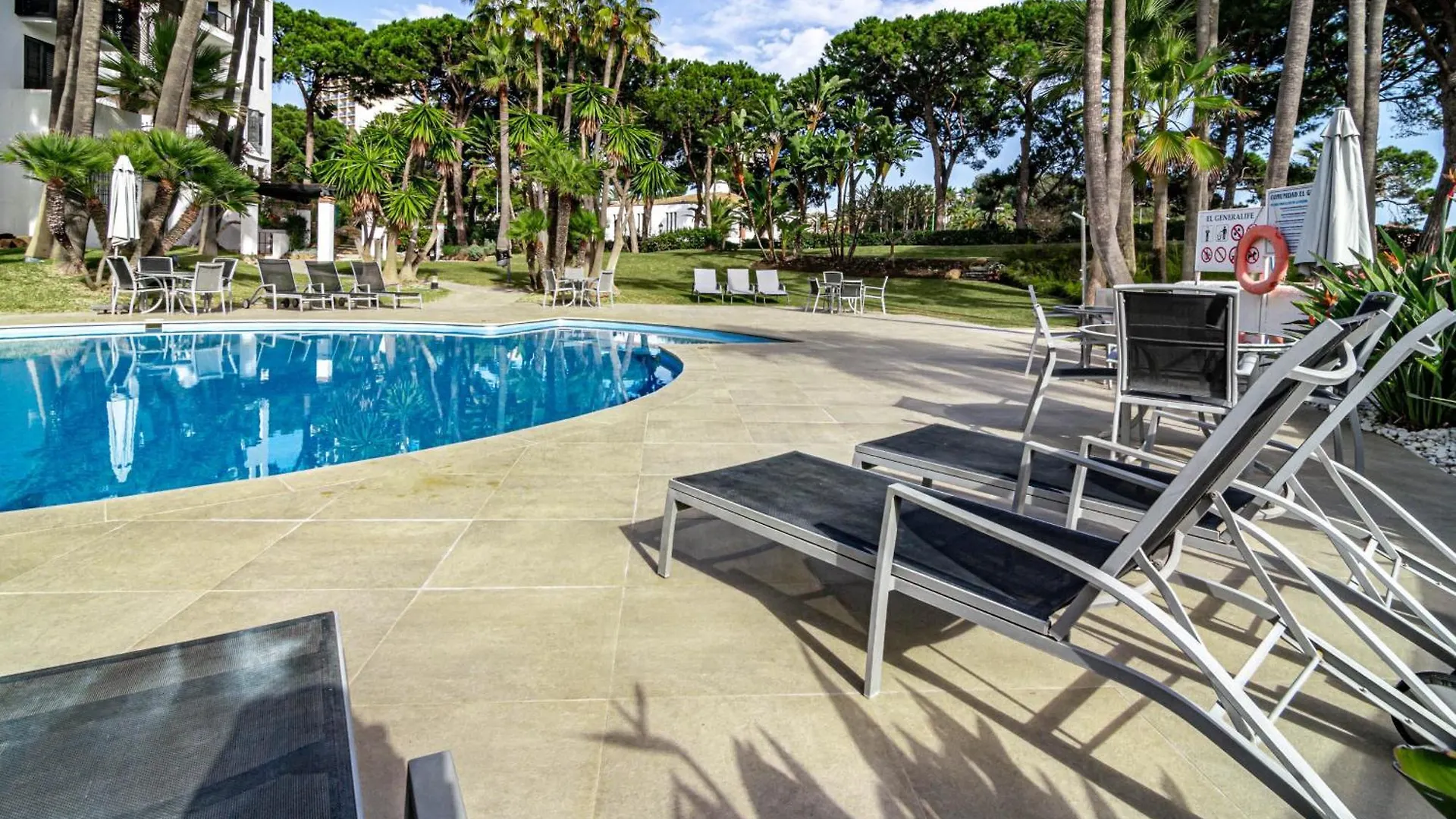 Jdg7-Stunning Holiday Home 100 Meters From Beach Marbella Apartment